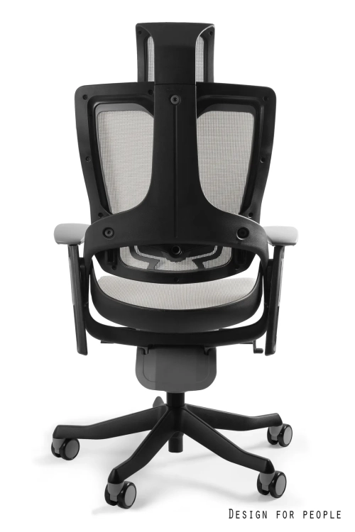 Fotel ergonomiczny tapicerowany wytrzymałą siatką